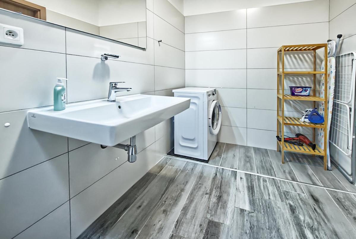 In Apartament *